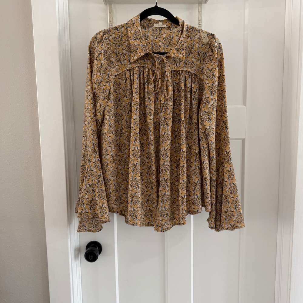 Easel Mustard Yellow Floral Bell Sleeve Babydoll Blouse Top Womens Medium‎ Boho - Picture 2 of 6